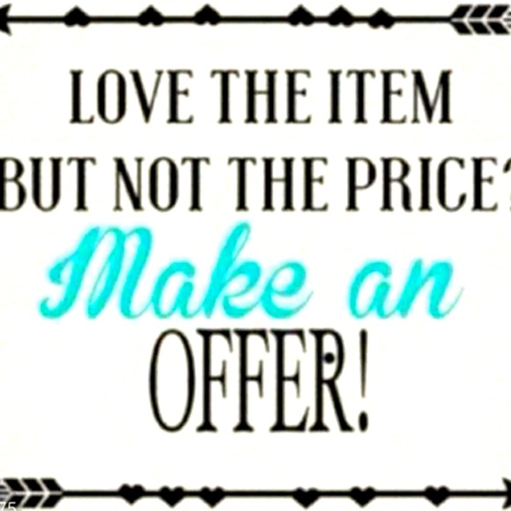 Totally open to offers and don’t forget to bundle!!